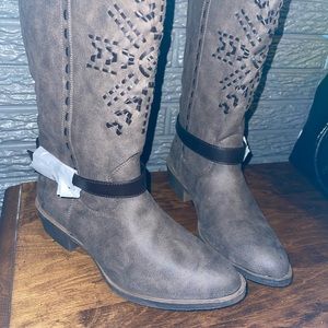 Brand new womens boots
